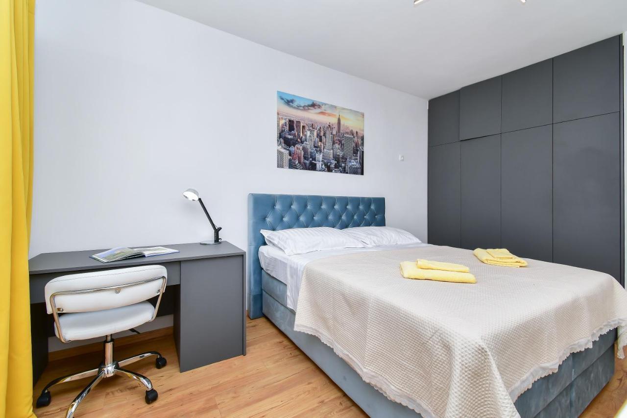 Apartment Ela Omiš Zewnętrze zdjęcie