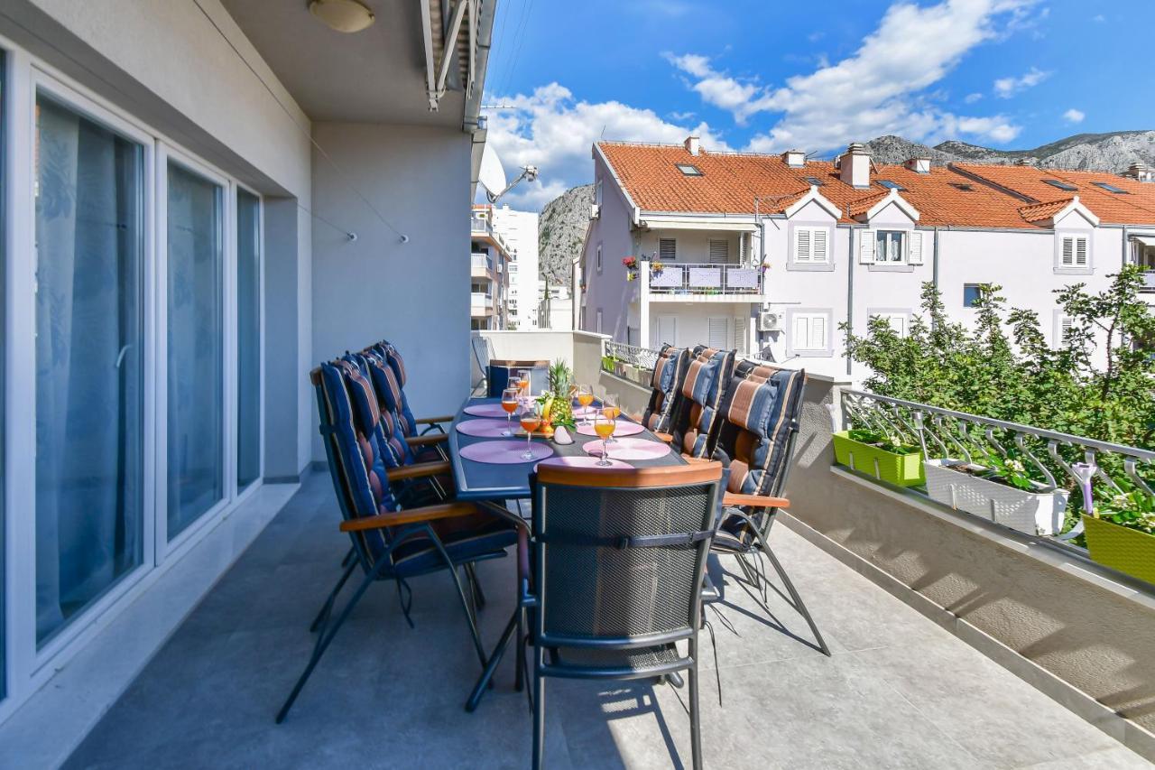 Apartment Ela Omiš Zewnętrze zdjęcie