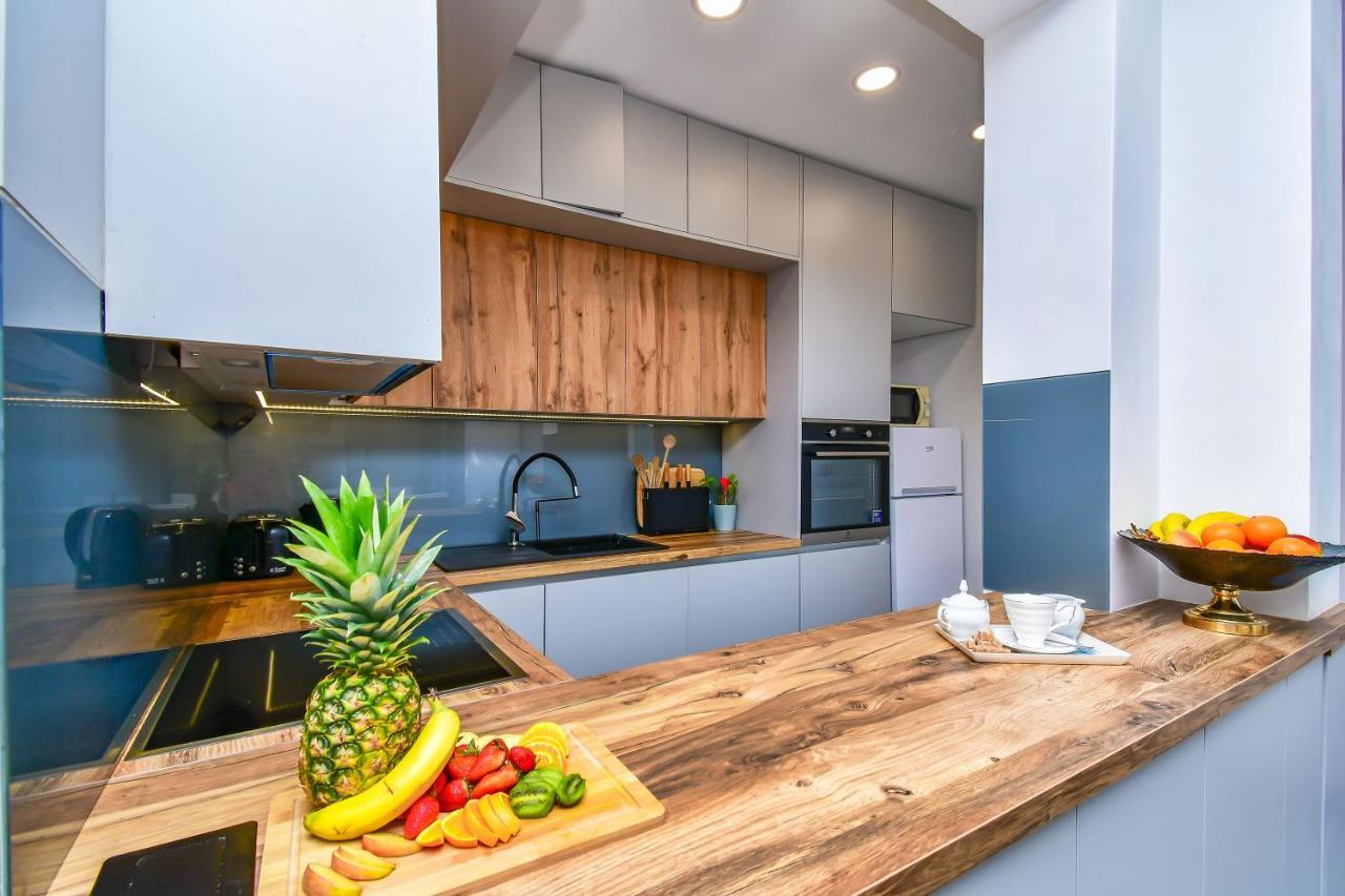Apartment Ela Omiš Zewnętrze zdjęcie