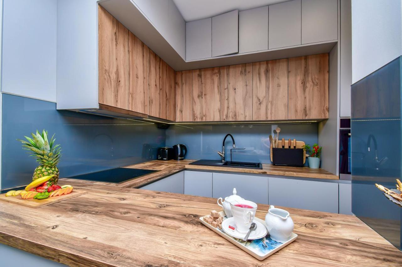 Apartment Ela Omiš Zewnętrze zdjęcie