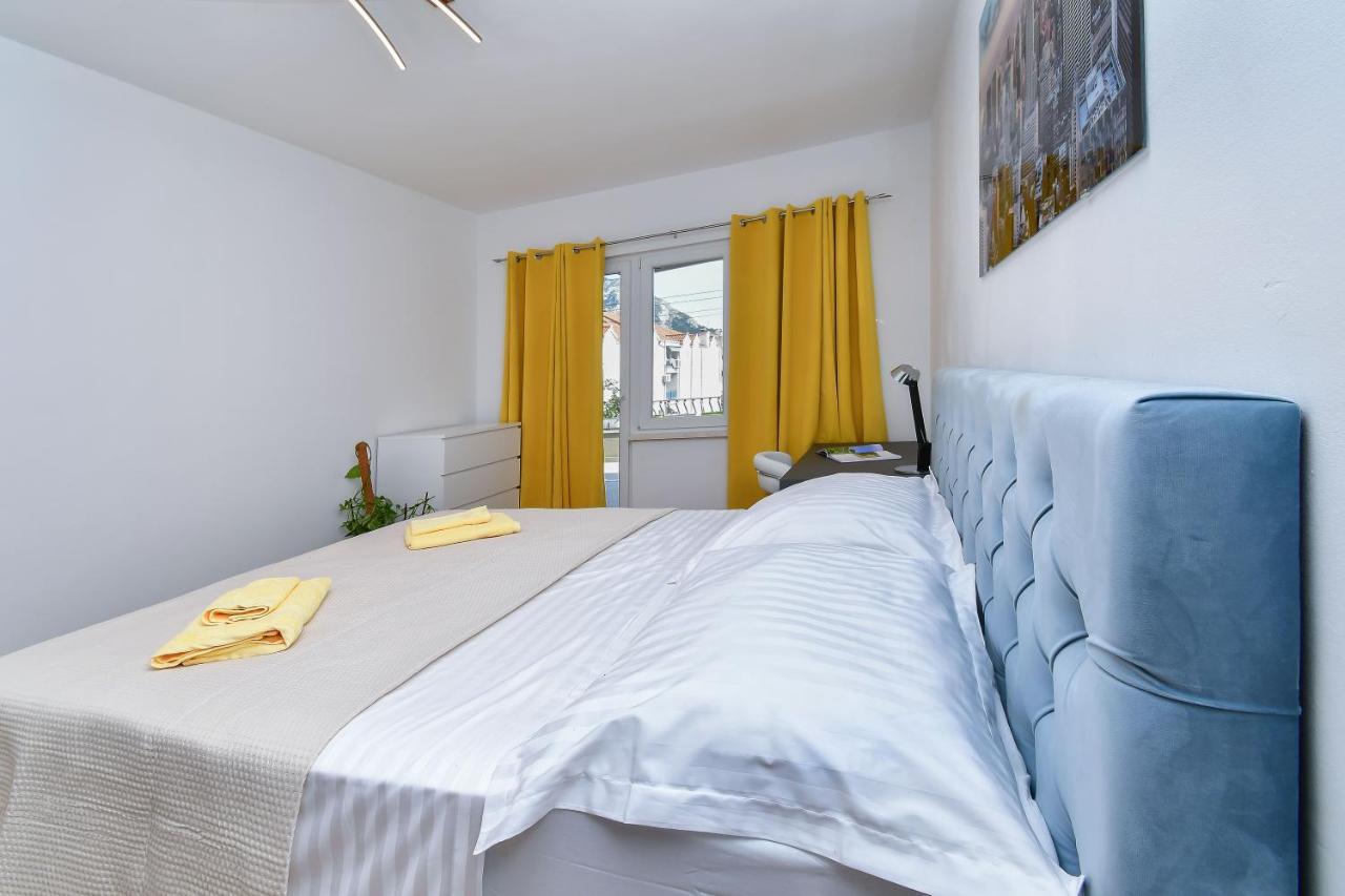 Apartment Ela Omiš Zewnętrze zdjęcie